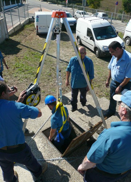 093.402.73_Tripode_1_Persona_O_Cargas_500kg_Servitrapo