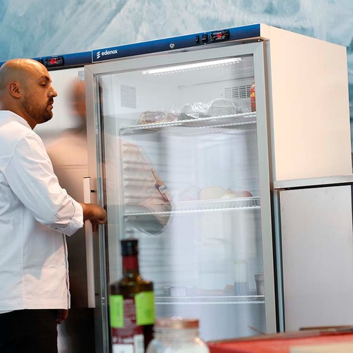 [19042959] Armario refrigerado con puerta de cristal de -1 +6 ºC APS-651-C